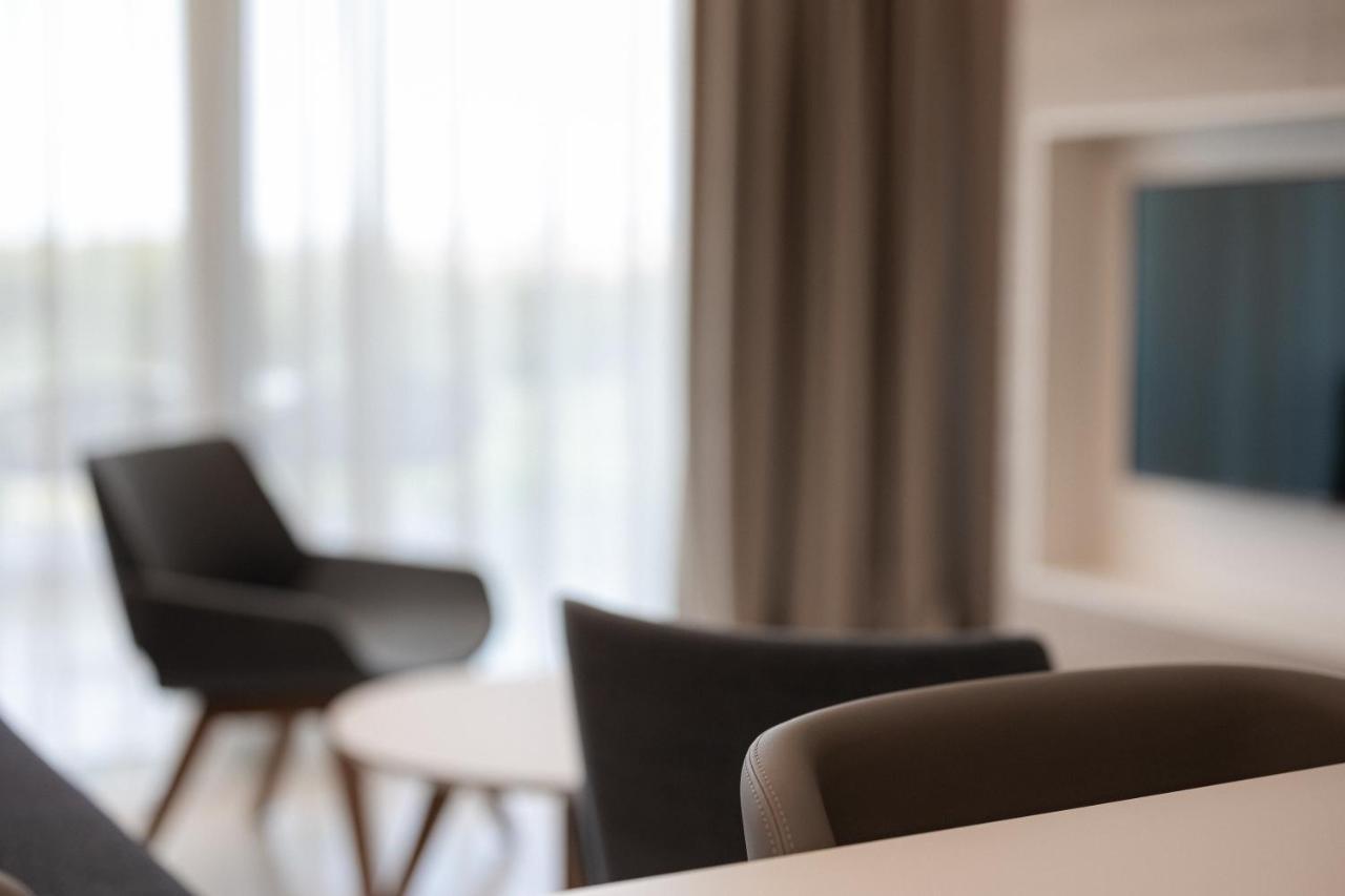 Aparthotel Joel Novalja Kültér fotó