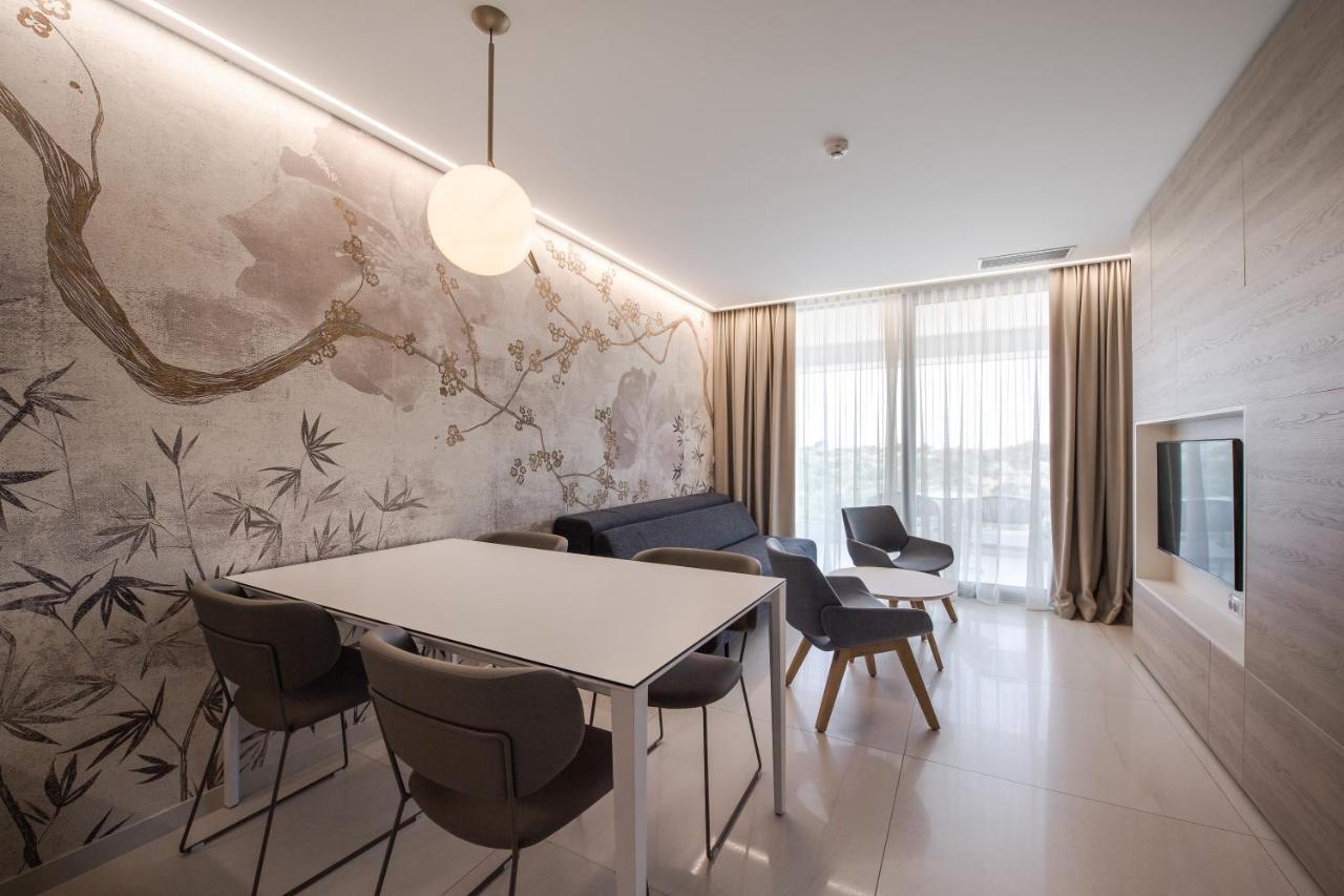 Aparthotel Joel Novalja Kültér fotó