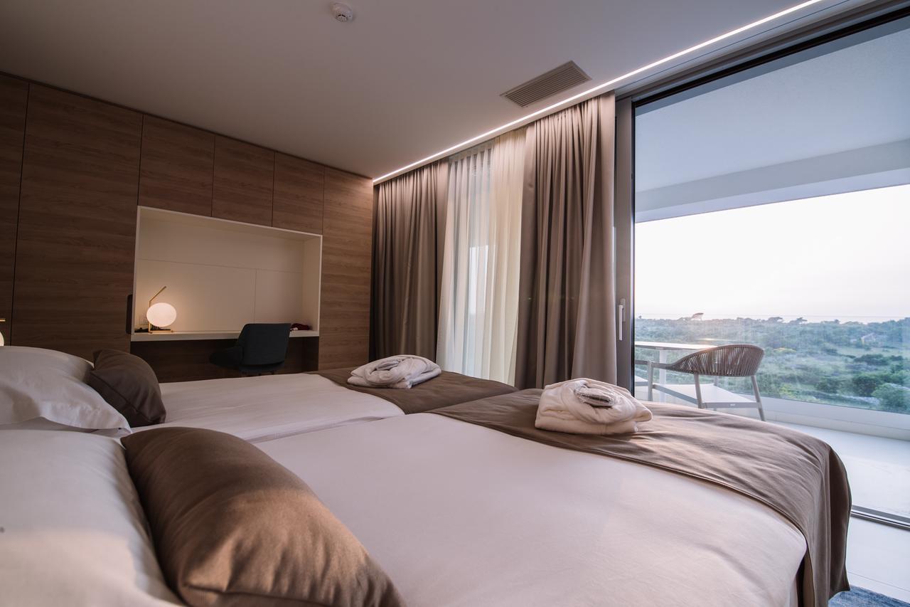 Aparthotel Joel Novalja Kültér fotó